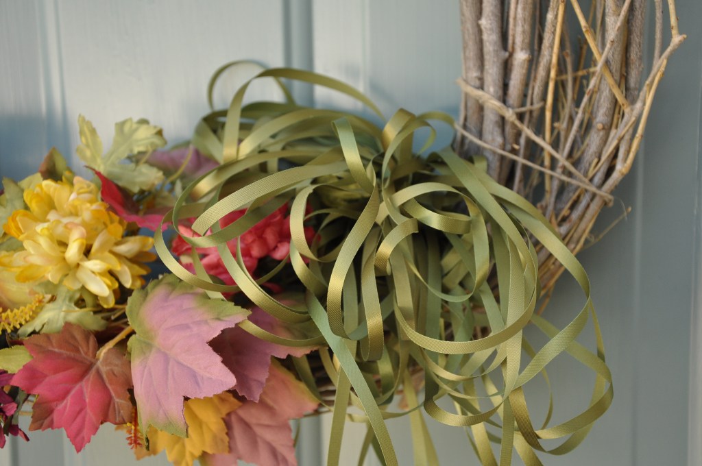 DIY Twig Wreaths, homemade wreaths, twig wreath, fall wreath, diy fall wreath