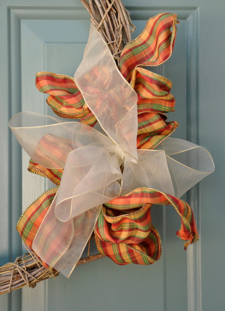 DIY Twig Wreaths, homemade wreaths, twig wreath, fall wreath, diy fall wreath