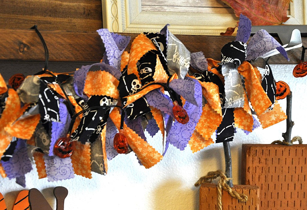 Halloween swag, Halloween decor, Halloween, quick Halloween crafts, Halloween fabric crafts

#halloweenswag #halloweendecor #quickhalloweendecor #quickhalloweencrafts #halloweencrafts #halloweenfabriccrafts