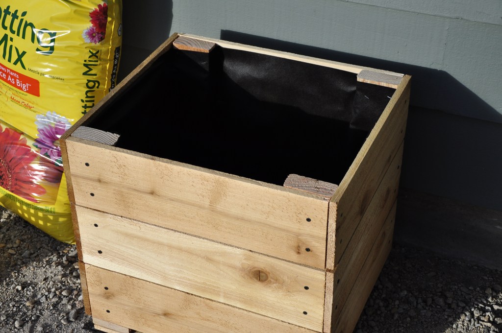 Wood planter... diy planter, ryobi tools