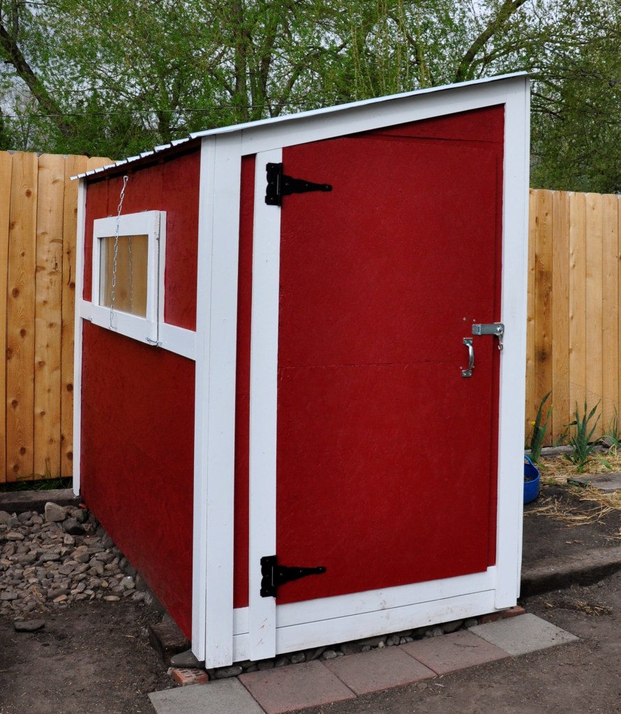 Duck House - part 1, duck house, duck run, coop diy duck house, diy coop, chicken coop, chicken house, chicken run, diy chicken coop, ancona ducks, ancona, black swedish ducks