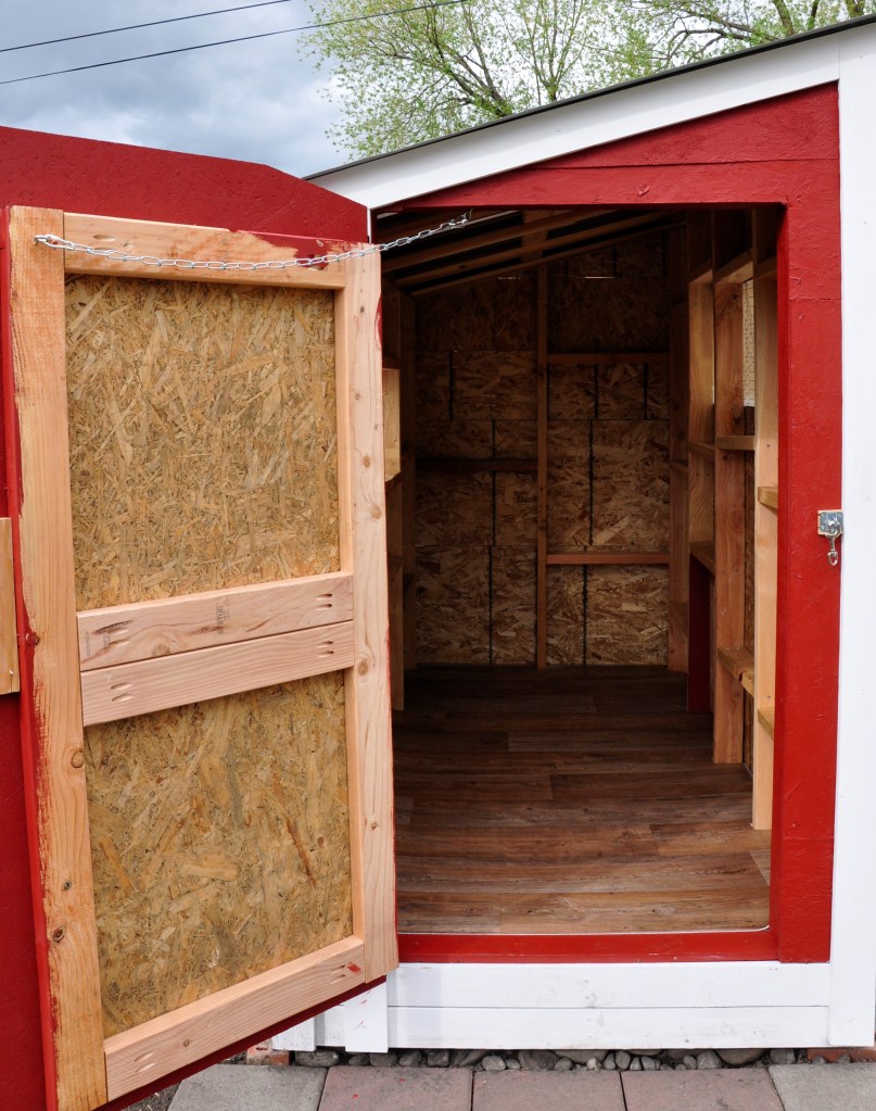 Duck House - part 1, duck house, duck run, coop diy duck house, diy coop, chicken coop, chicken house, chicken run, diy chicken coop, ancona ducks, ancona, black swedish ducks