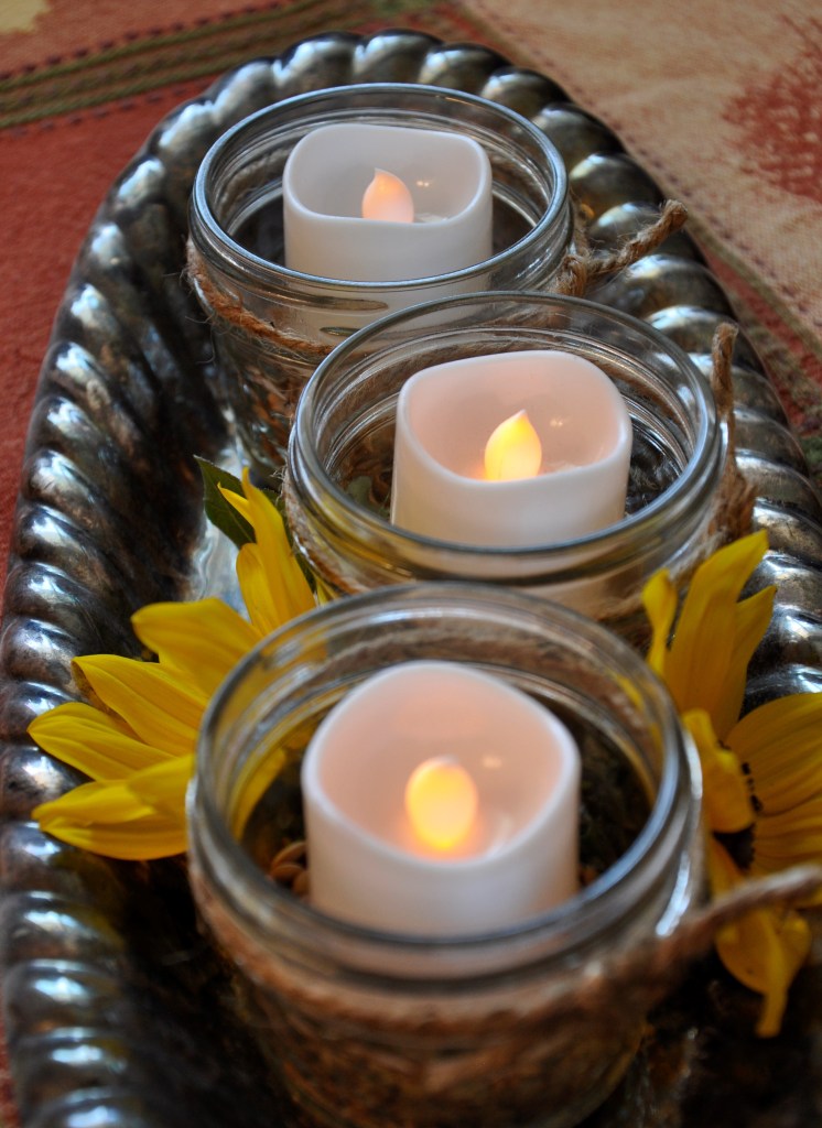 Indoor Thanksgiving Decor, thanksgiving table decorations, thanksgiving table, thanksgiving flowers, fall decorating ideas,