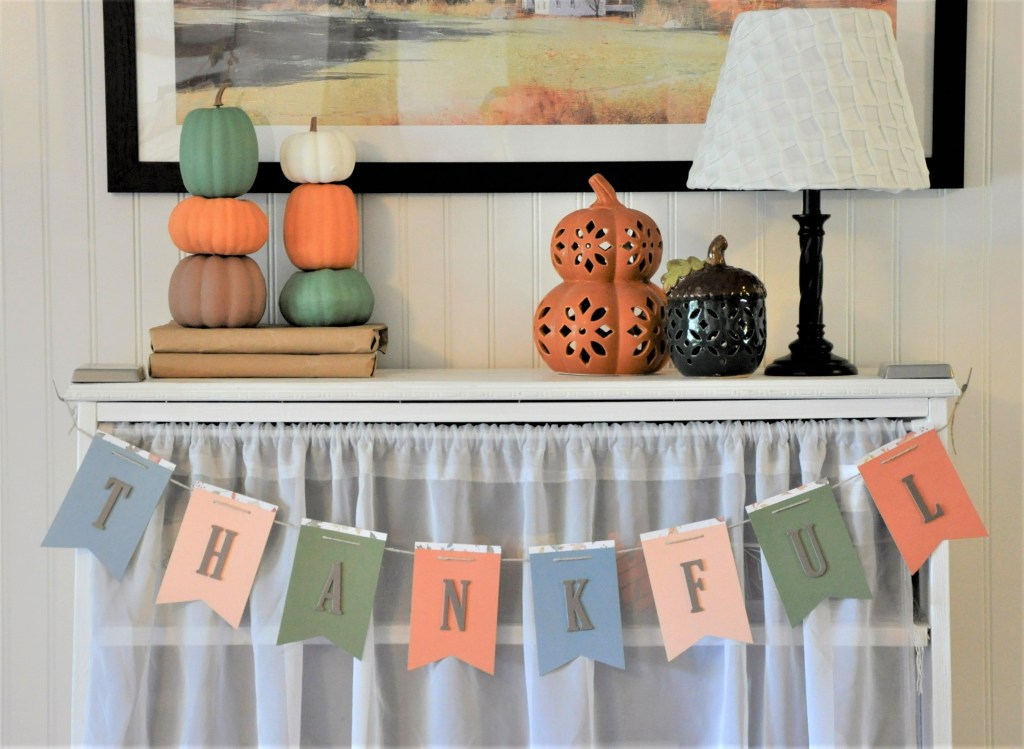 Dollar Store Mini Pumpkin Topiaries, pumpkin topiaries, dollar store crafts, dollar store pumpkins, paper pumpkin topiaries, pumpkin topiary cards