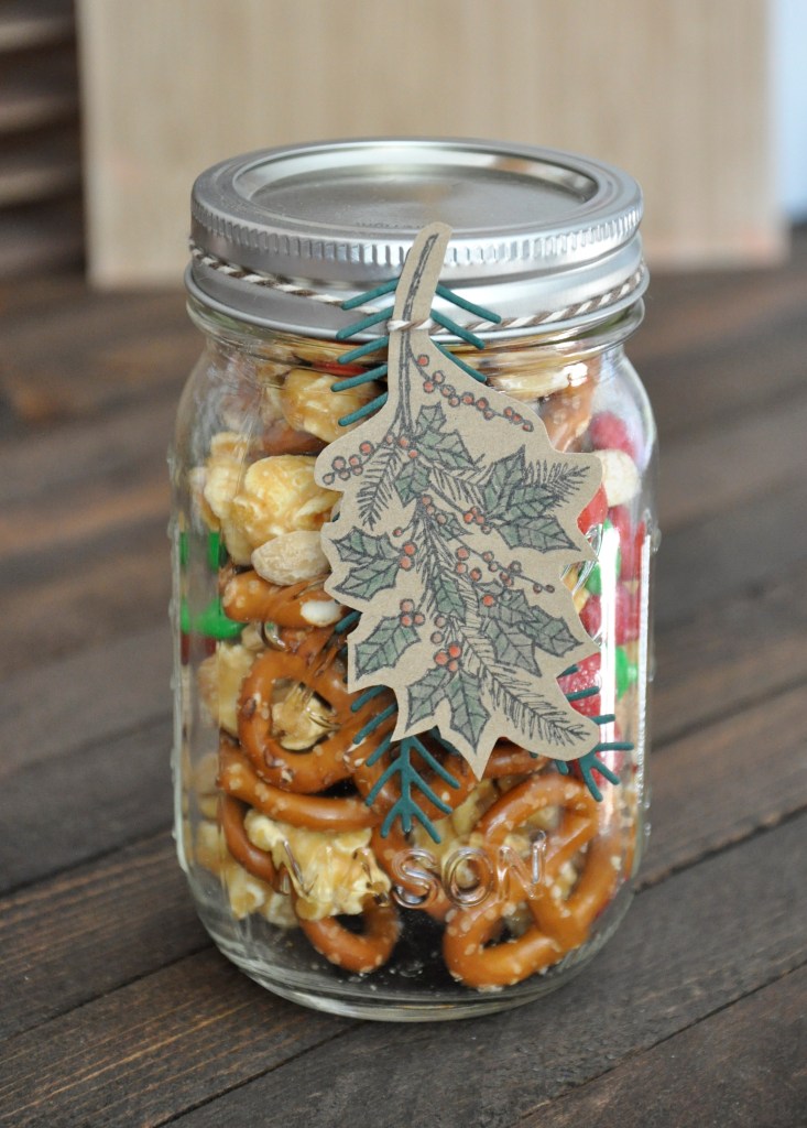 Quick and Easy Food Gifts and tags, S'mores trail mix, Gingerbread Tag, Sweet and Salty trail mix, Holly Tag, last minute christmas gifts, hostess gifts, homemade trail mix, christmas tags, Stampin'Up! Deer Friends, DCWV paper stack 'Holiday Goodies', Stampin'Up! Peaceful Wreath, Stampin'Up! Peaceful Pines, stampin up